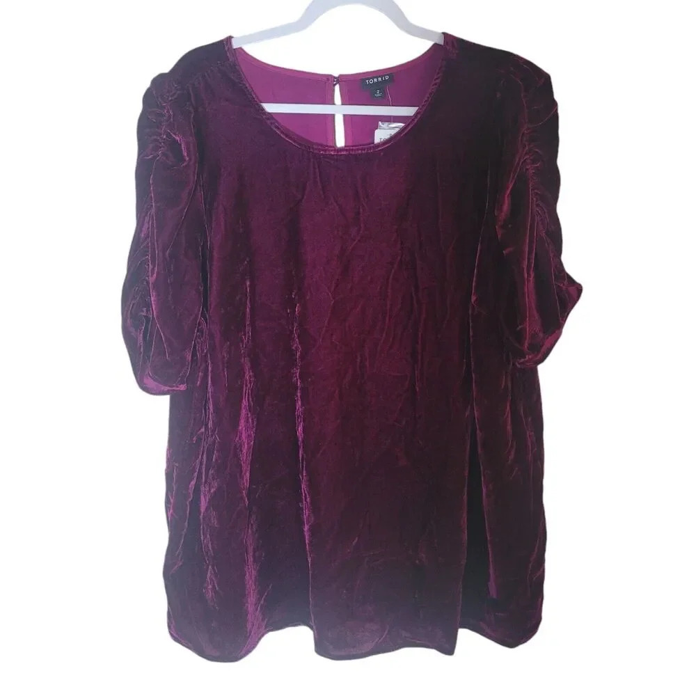 Torrid Velvet Caterpillar Sleeve Blouse Size 2 Women's 2X Burgundy Ruched NEW